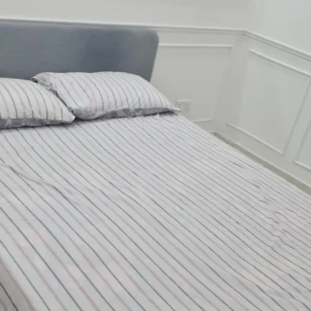 3 Bedroom Flat Next To Paceville *