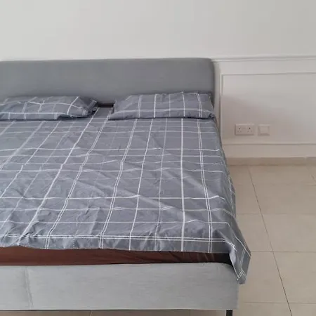 3 Bedroom Flat Next To Paceville Is-Swieqi