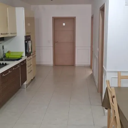 3 Bedroom Flat Next To Paceville Lejlighed Is-Swieqi